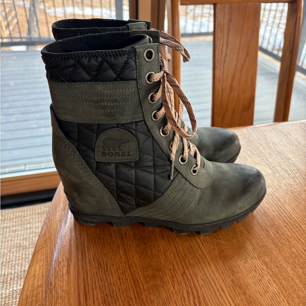 Sorel Women's Lexie wedge Boots
